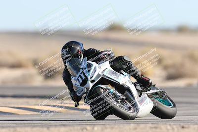 media/Dec-07-2025-CVMA (Sun) [[3e7d2de5dc]]/Race 11-Formula 2-CVMA Hooligans-American Thunder/